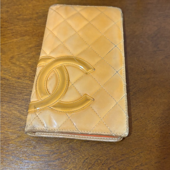 CHANEL Cambon Line Large Beige Yellow 
Calfskin Leather wallet - Picture 10 of 12